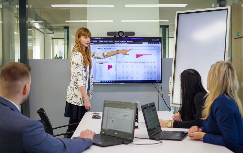 Sestavy Power BI